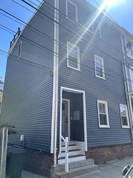 Lovely Two Bedroom Condo In South Boston Bagian luar foto