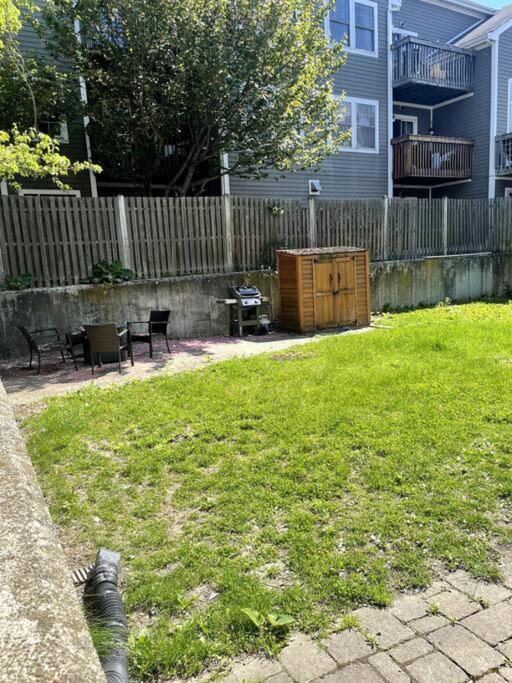 Lovely Two Bedroom Condo In South Boston Bagian luar foto